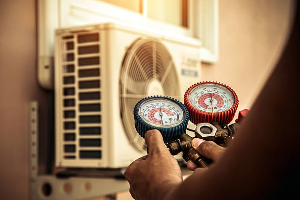 Professional Furnace Repair technician working in Morriston, FL